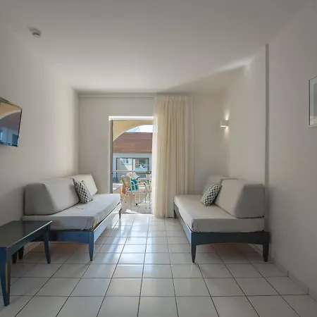 Melitti Lucent Aparthotel