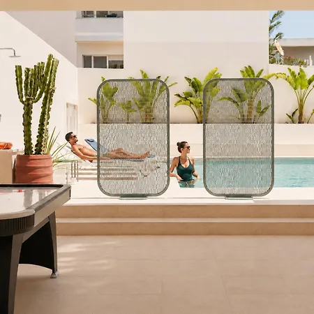 Melitti Lucent Aparthotel