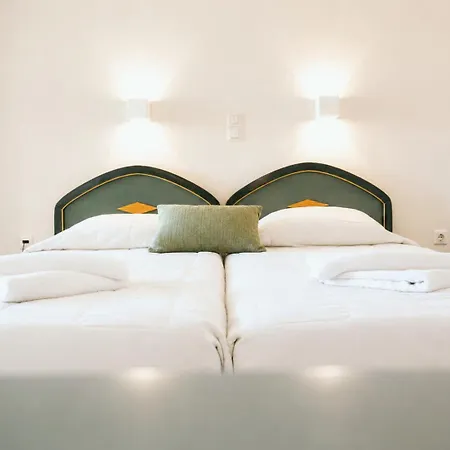 Melitti Lucent Aparthotel 4*