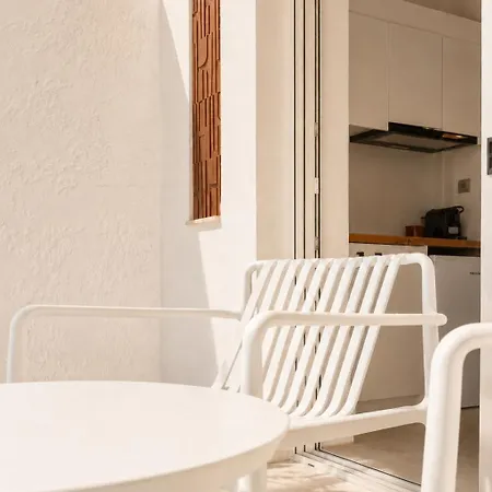 Melitti Lucent Aparthotel 4*