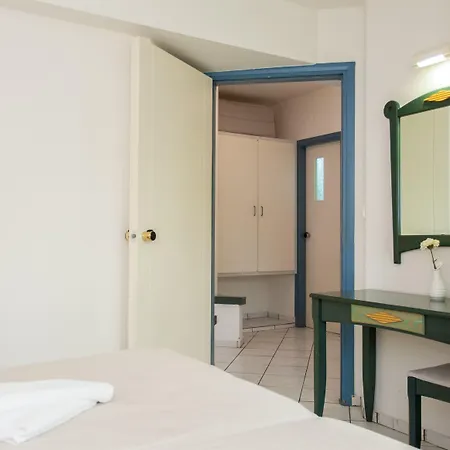 Melitti アパートホテル