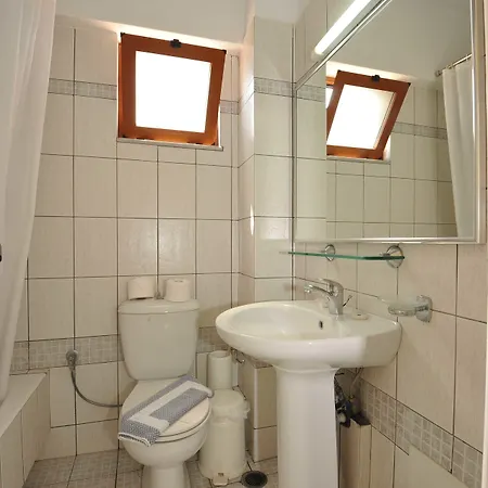 Melitti アパートホテル